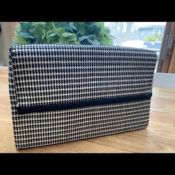 Stella and Dot Sample Clutch - Picture 3 of 7
